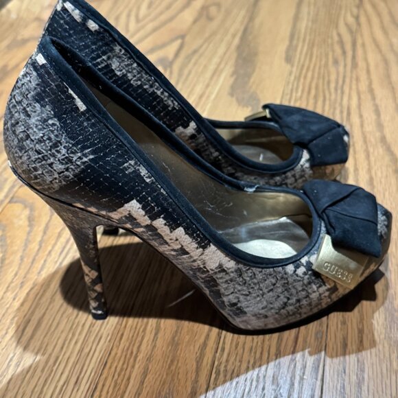 Guess Gold and Black Snakeskin Heels - Picture 2 of 6